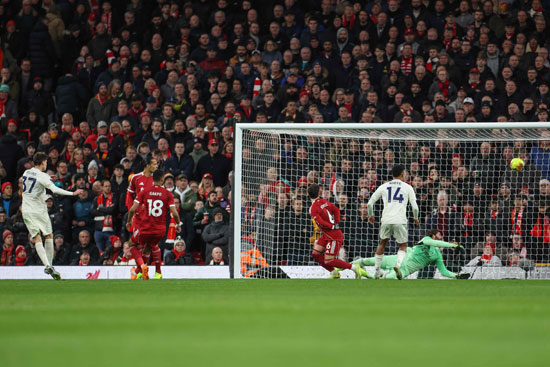 ليفربول يواصل السقوط فى الدورى الإنجليزى بثلاثية أمام نوتينجهام فورست