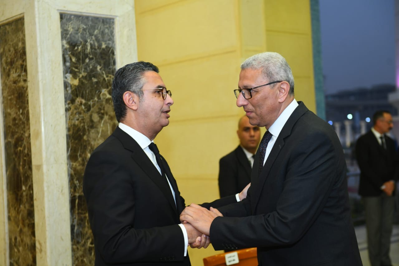 d05b5242-59e6-4868-97d0-3dde44e2a1db