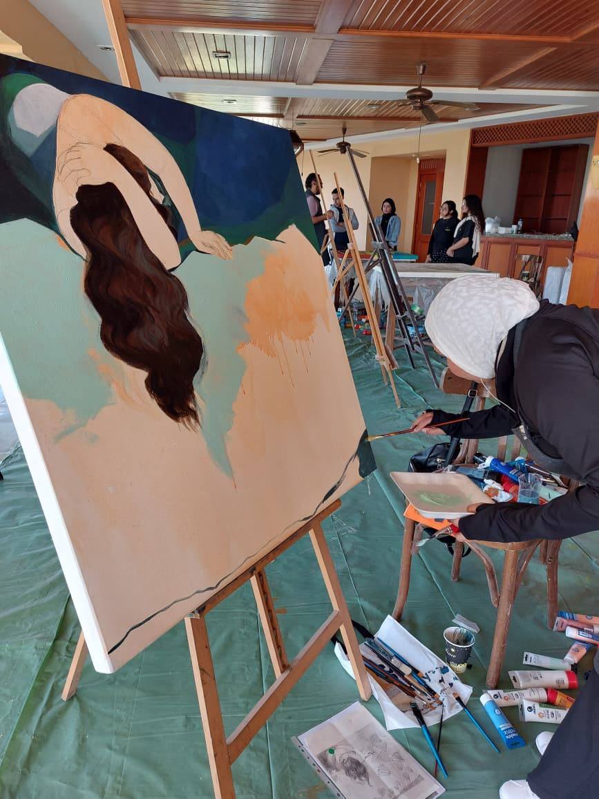 جانب من اللوحات فى فعاليات الملتقى بالأقصر