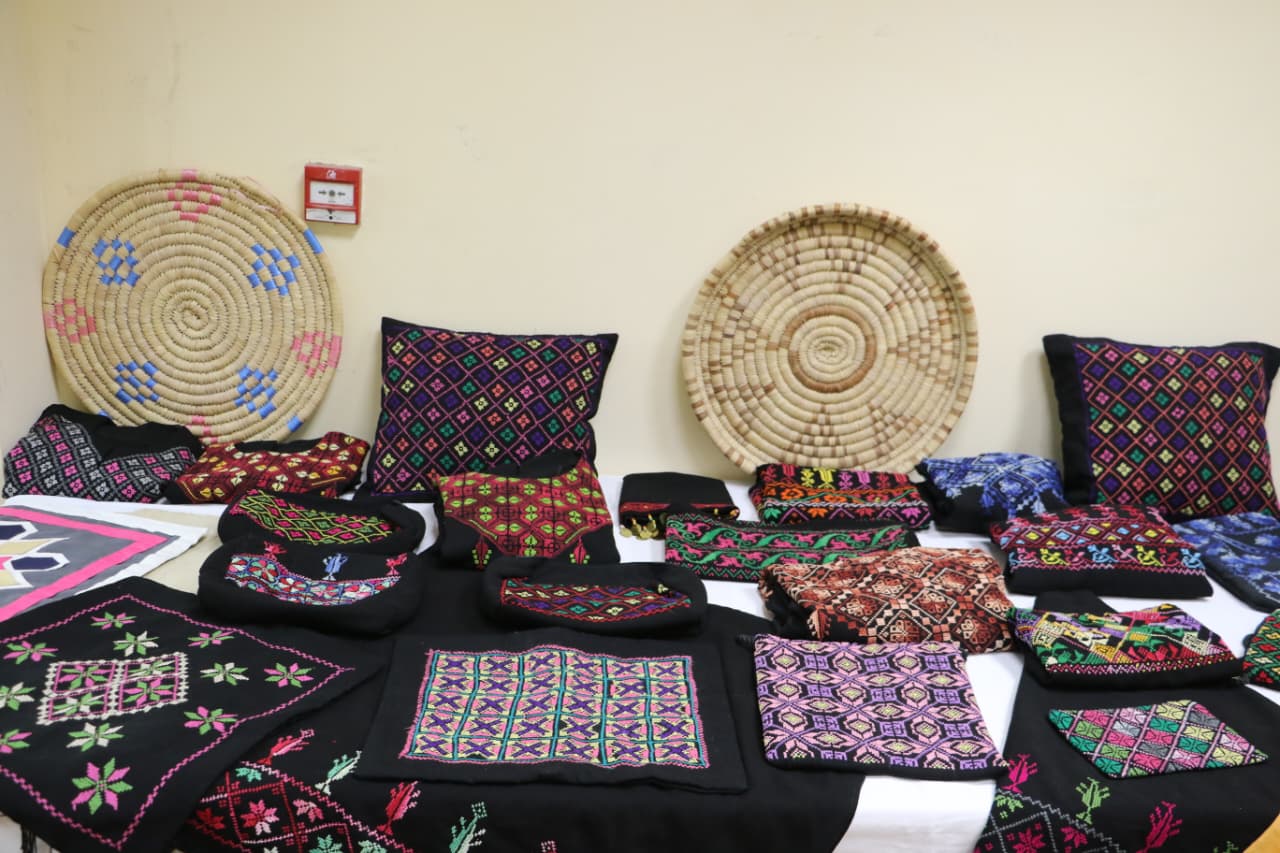 fc00ad80-d0ee-4e93-9b0c-f90540a10669