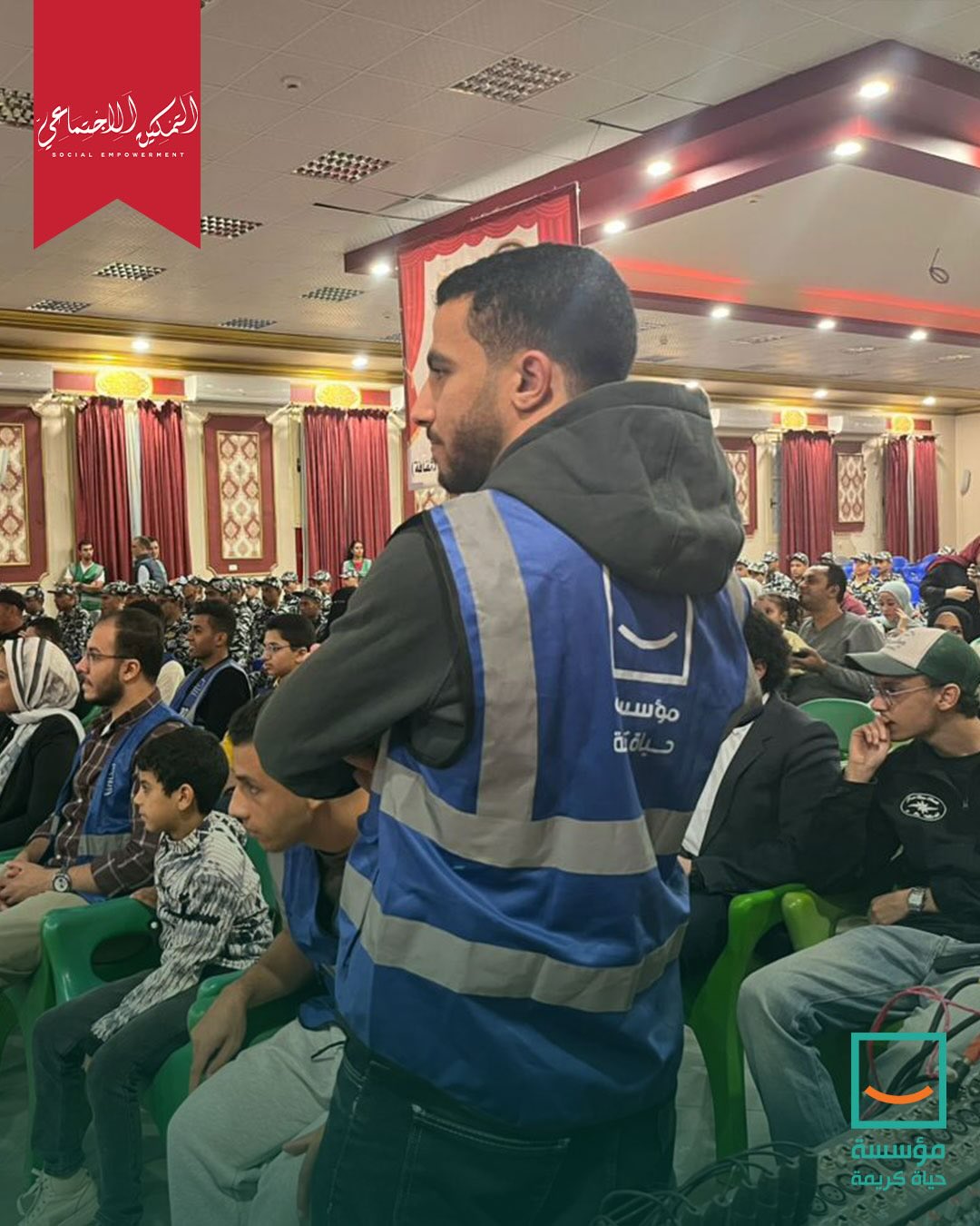 مسرح “المواجهة والتجوال” (8)