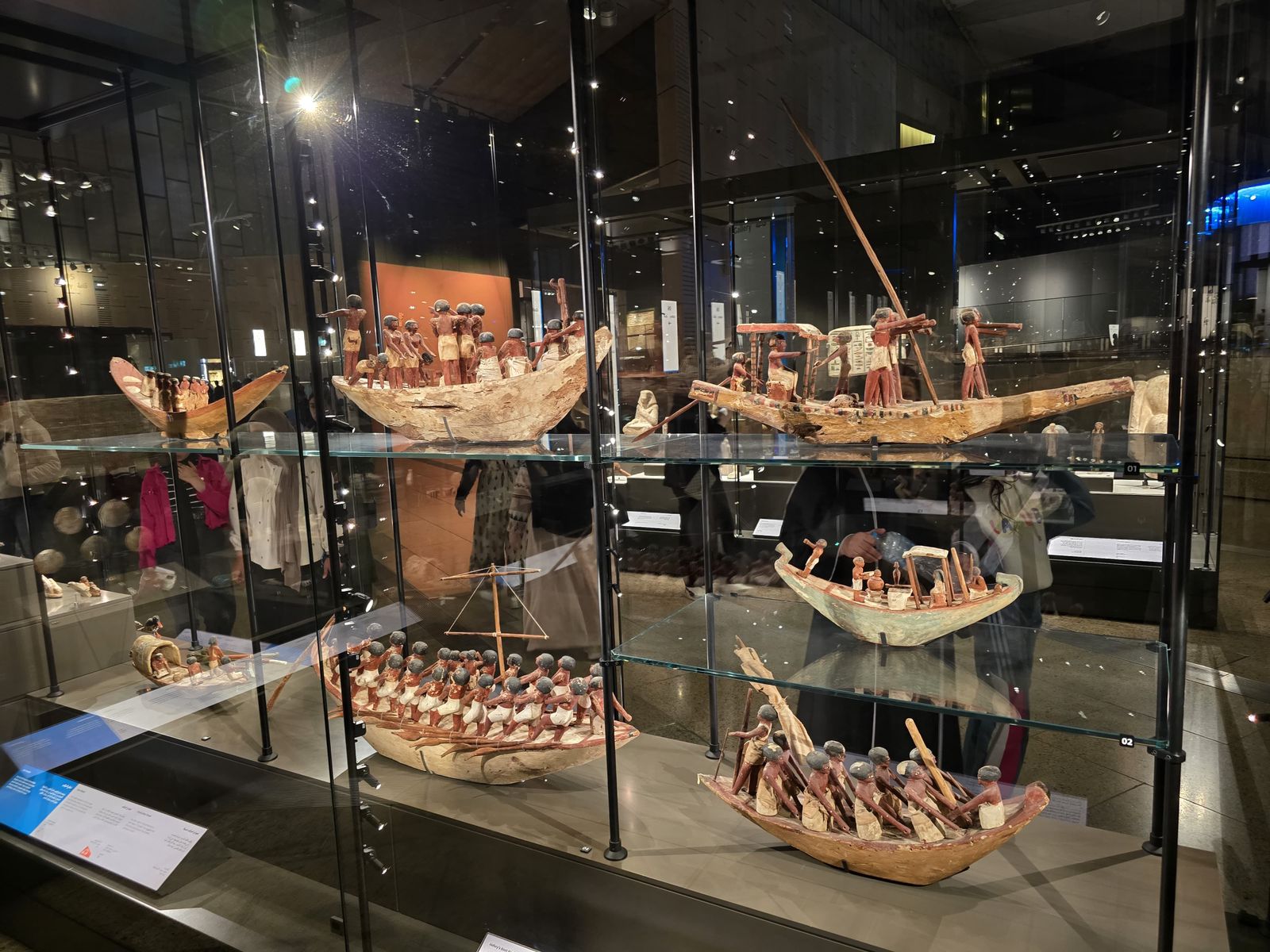 مقتنيات المتحف المصري الكبير مقتنيات المتحف المصري الكبير