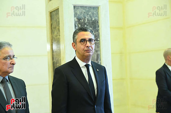 الدكتور شريف فاروق وزير التموين داخل قاعة العزاء الدكتور شريف فاروق وزير التموين داخل قاعة العزاء