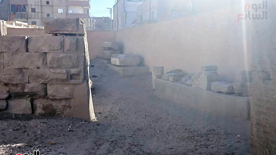 معبد-البطلمي-بقوص-