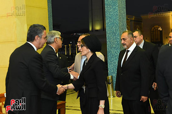 هالة زايد وزير الصحة السابقة تقدم واجب العزاء هالة زايد وزير الصحة السابقة تقدم واجب العزاء