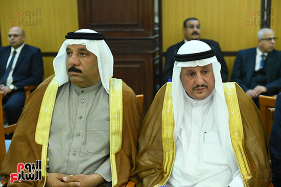 وفود عربية تقدم واجب العزاء وفود عربية تقدم واجب العزاء