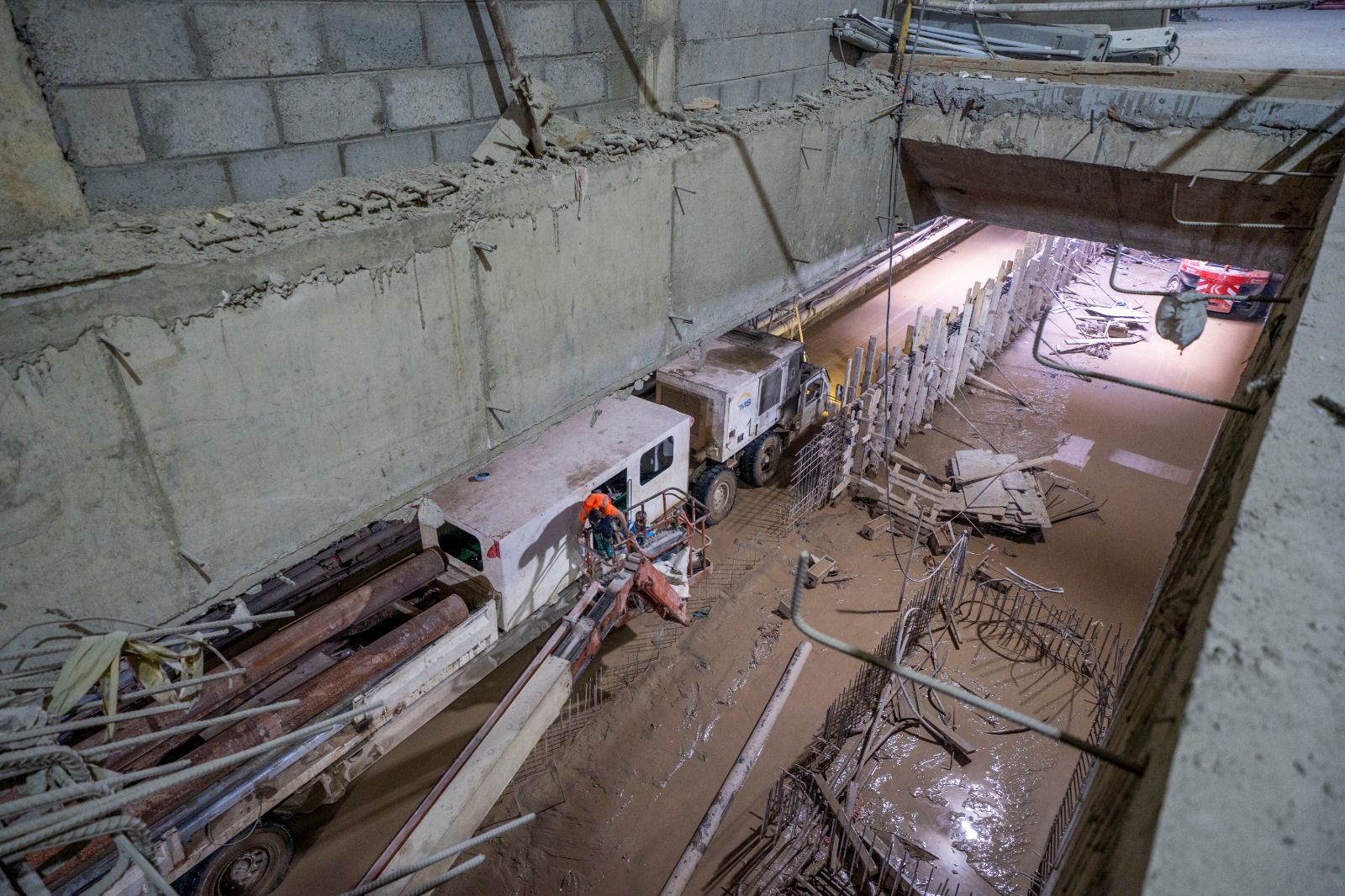 الخط الرابع لمترو الأنفاق (4)