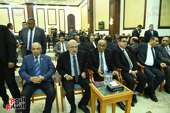 جانب من عزاء والدة وزير التموين جانب من عزاء والدة وزير التموين