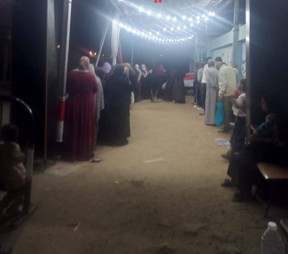 الناخبون في حلوان