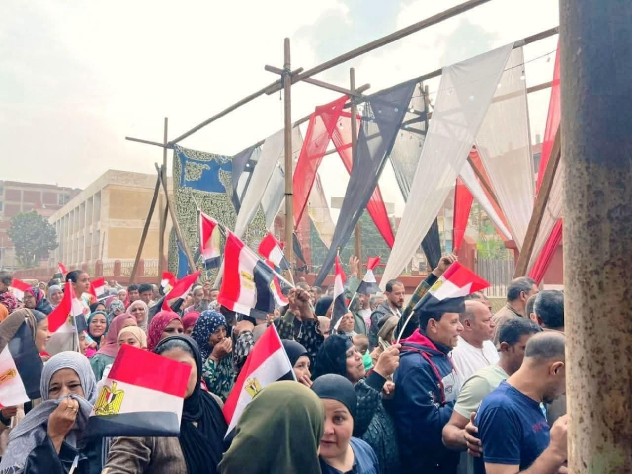 تزايد الإقبال على لجان القناطر الخيرية خلال الفترة المسائية