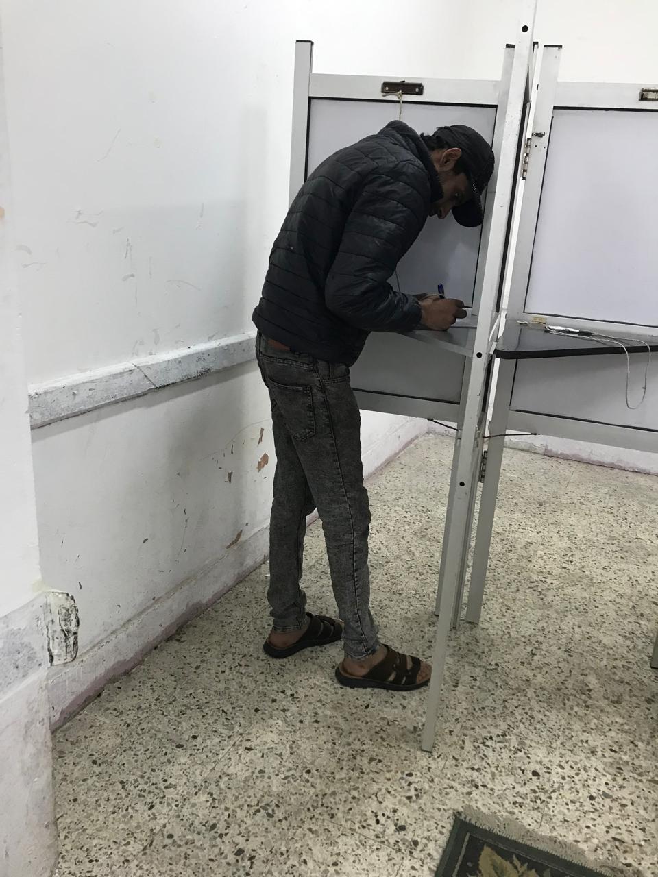 انتظام التصويت في انتخابات مجلس النواب  بمنطقة معروف بوسط البلد (5)