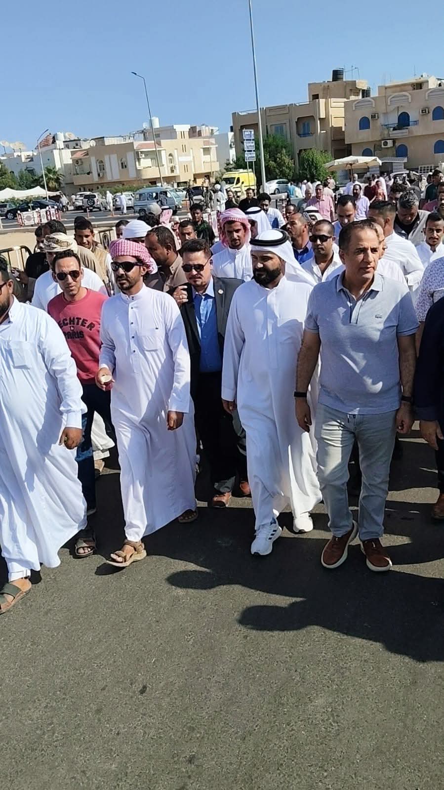 طابور امام اللجان الانتخابية