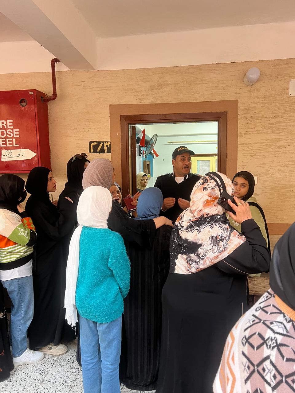 تسهيل دخول الناخبات