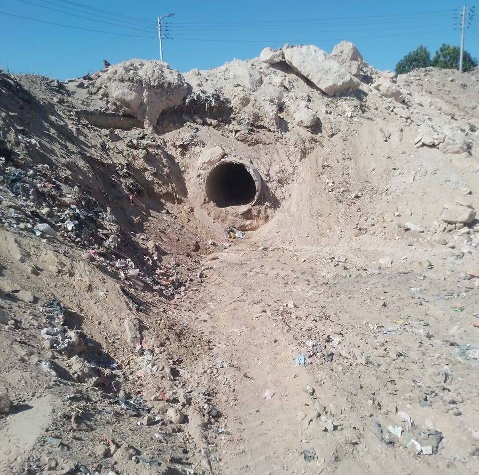 مدن الأقصر تجهز مخرات السيول مع دخول الموسم الشتوى وإنخفاض درجات الحرارة