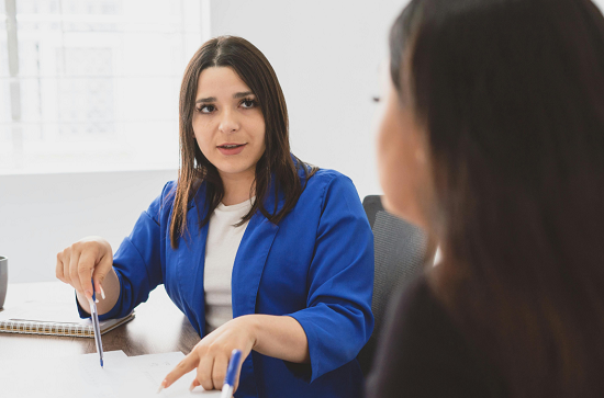 حوار  غير هادئ