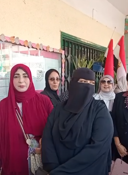 توافد السيداات على اللجان بكفر الشيخ 