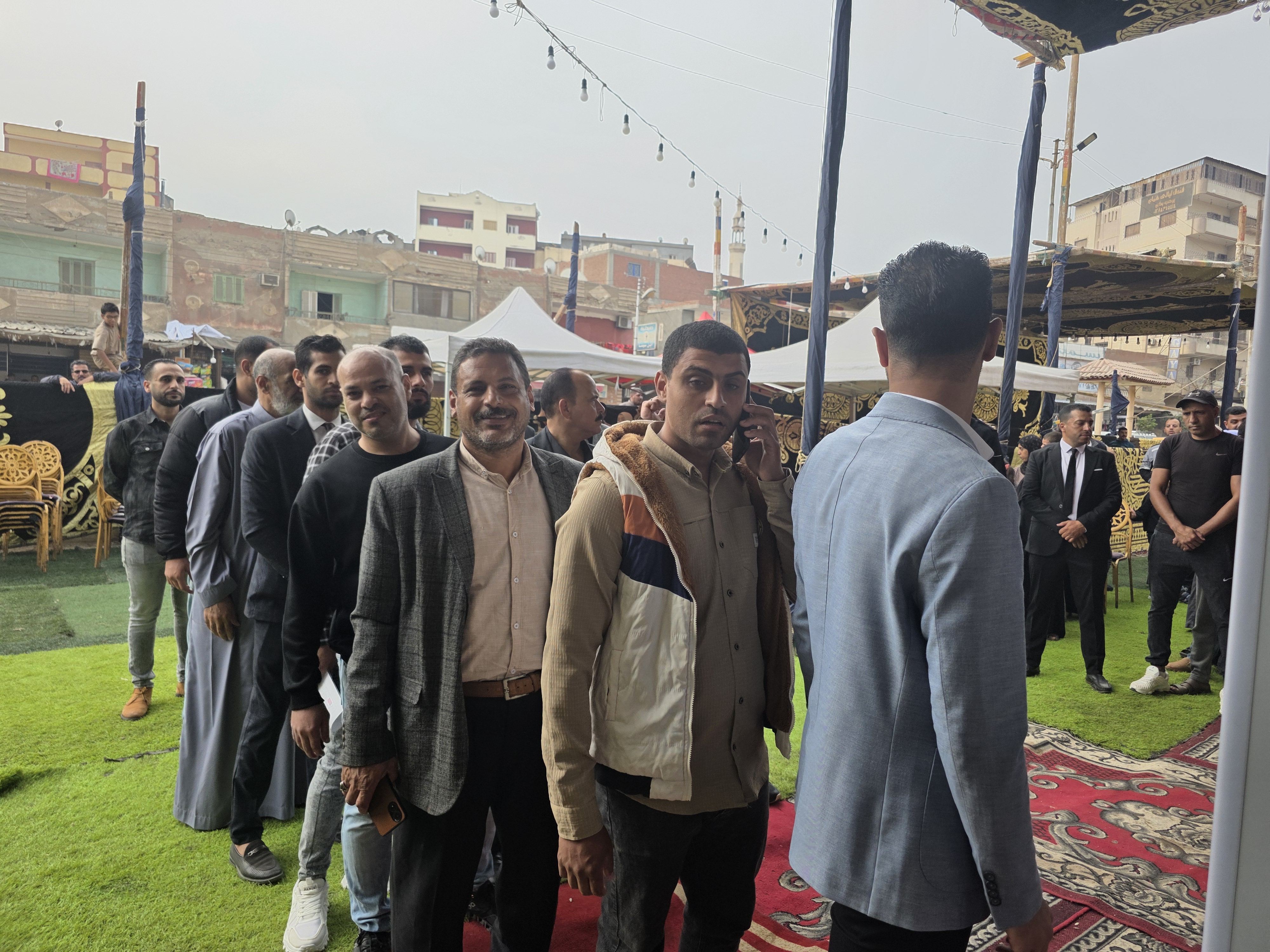 اقبال كبير على اللجان اقبال كبير على اللجان