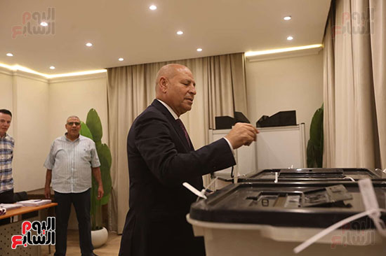 محافظ القاهر (9)