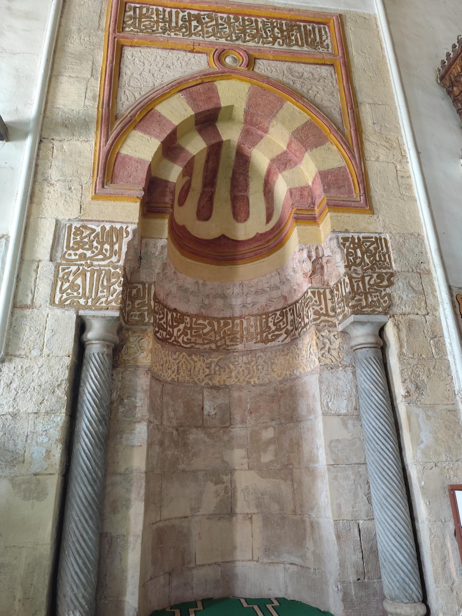 نقوش المنبر