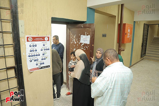 اللجان من الداخل