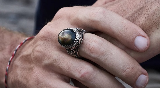 أحجار كريمة مناسبة للرجال أحجار كريمة مناسبة للرجال