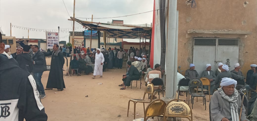 إقبال كبير على لجان انتخابات النواب بمركز القنطرة شرق