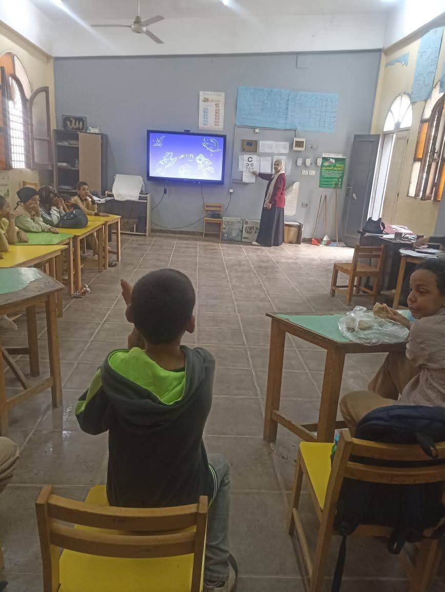 فحص عيون تلاميذ المدارس