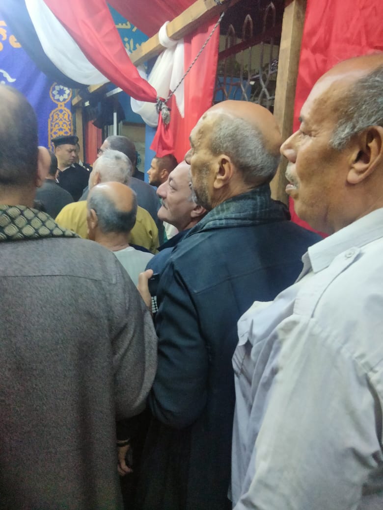 زحام أمام لجان الانتخابات في شبين القناطر زحام أمام لجان الانتخابات في شبين القناطر