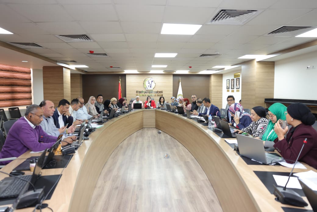 القومي للمرأة يطلق غرفة عملياته لمتابعة المرحلة الثانية