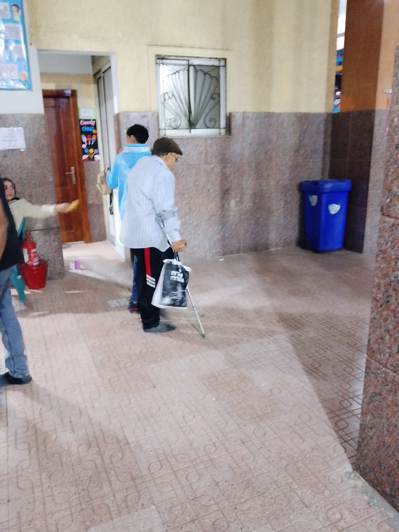 كبار السن يدلون باصواتهم (1)