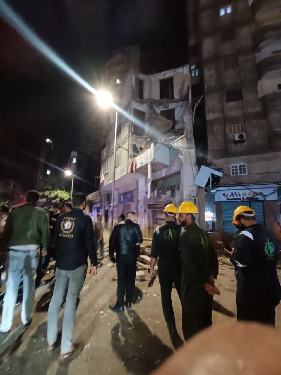 242fab6e-e260-47e1-a801-3b66221d61ac