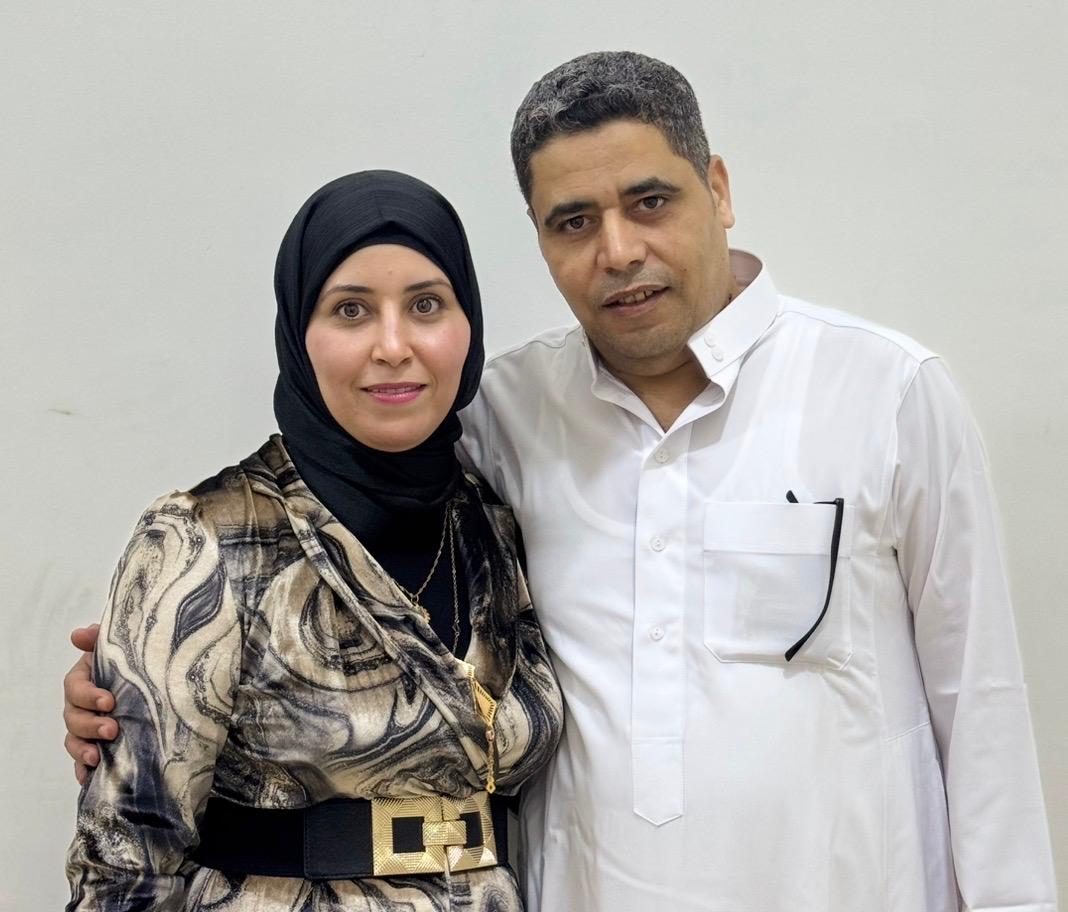 مظاهر الفرحة على اوجة العائلة مظاهر الفرحة على اوجة العائلة