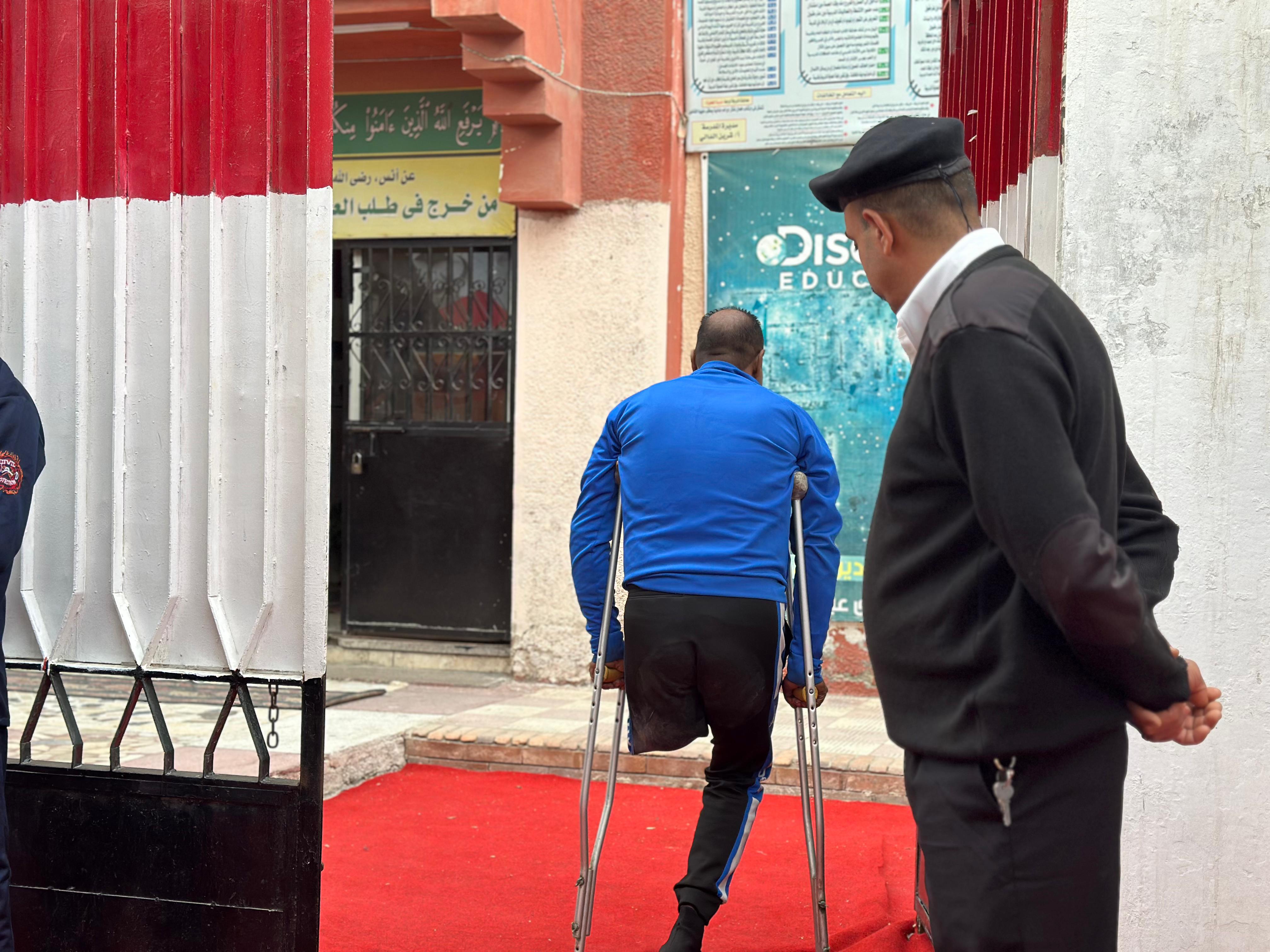 احد اصحاب الهمم بلجنة القناة