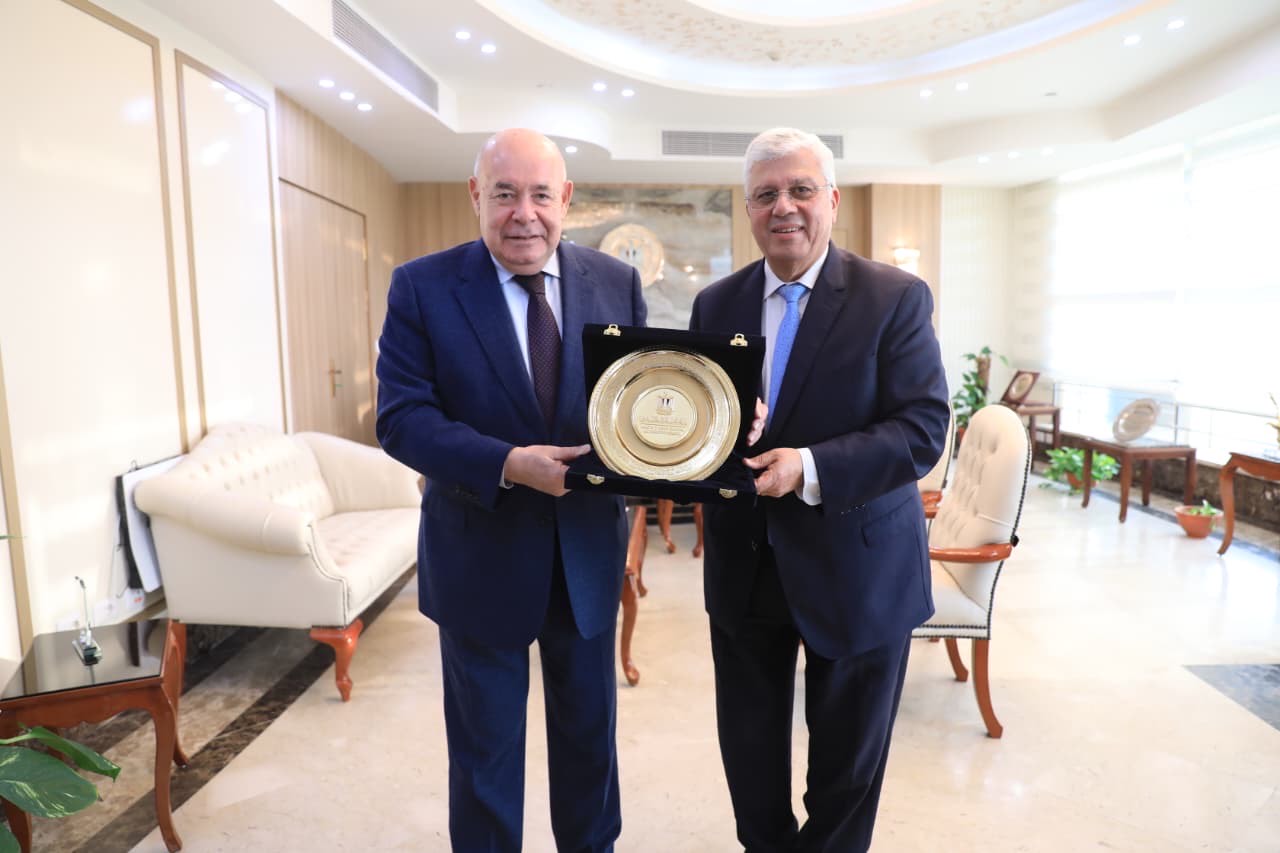 خلال اللقاء 