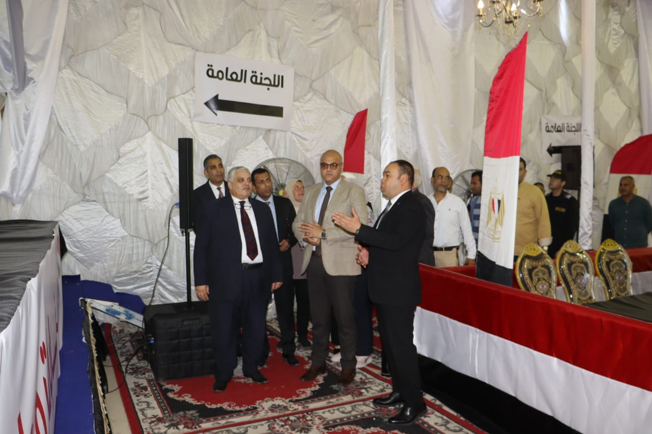 خلال تفقد اللجان العامة خلال تفقد اللجان العامة