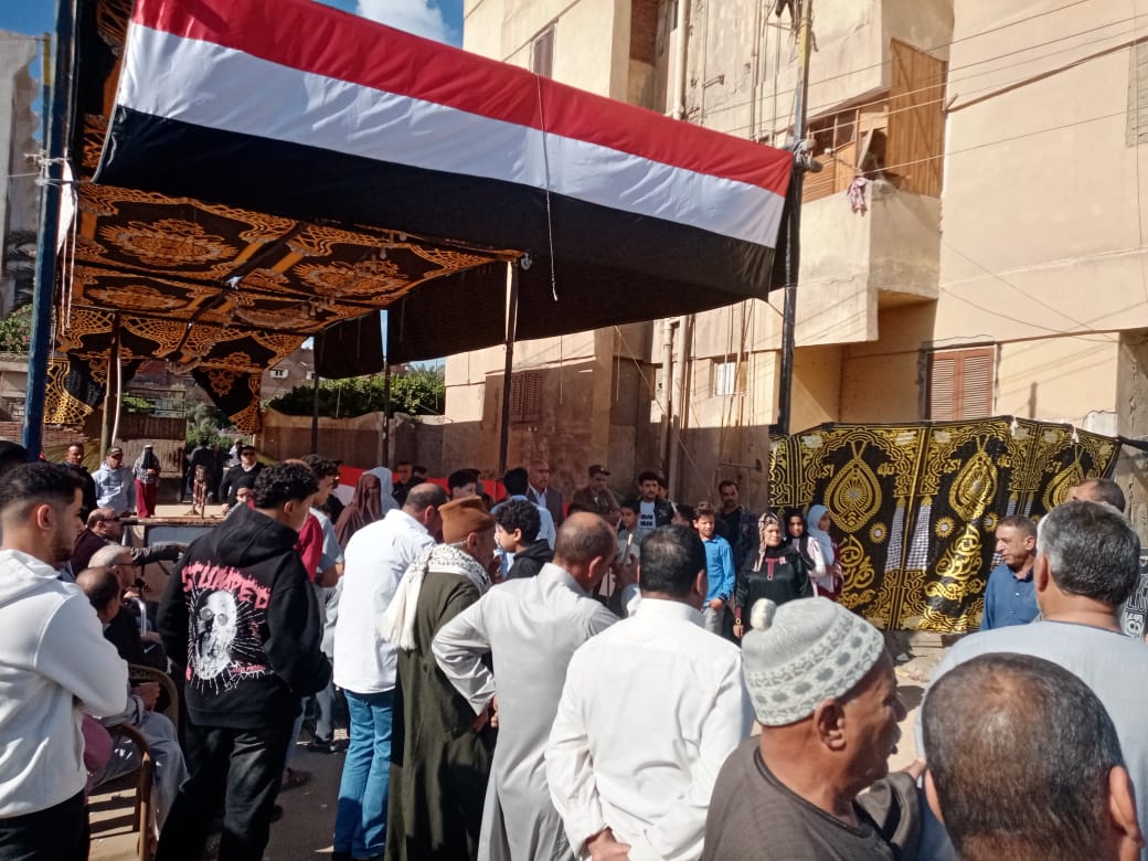 زحام أمام لجان مسير