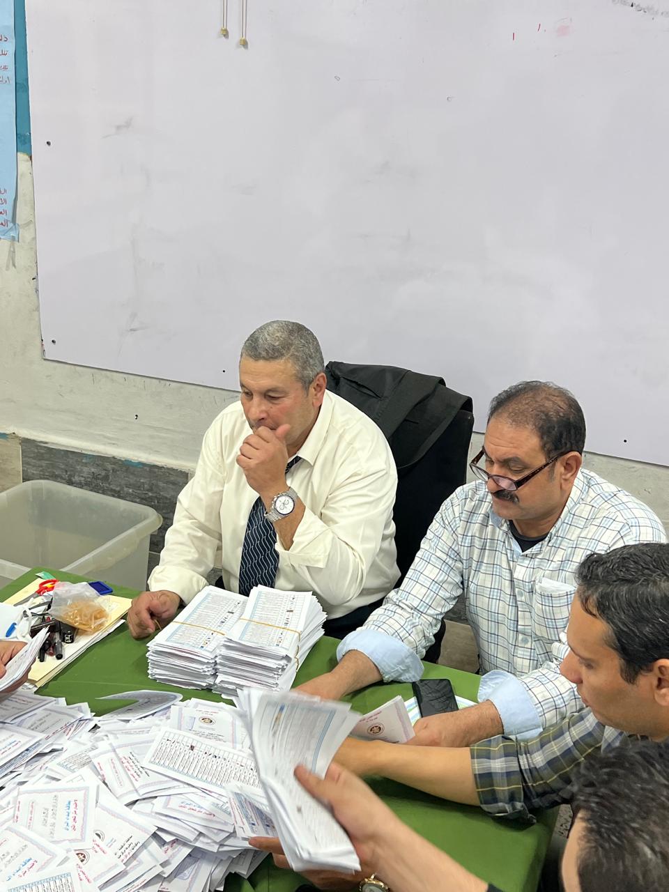 بدأ فتح الصناديق بالدقهلية