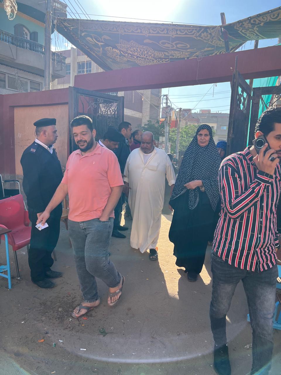 مشاركة المواطنين في اليوم الثاني بالدقهلية مشاركة المواطنين في اليوم الثاني بالدقهلية