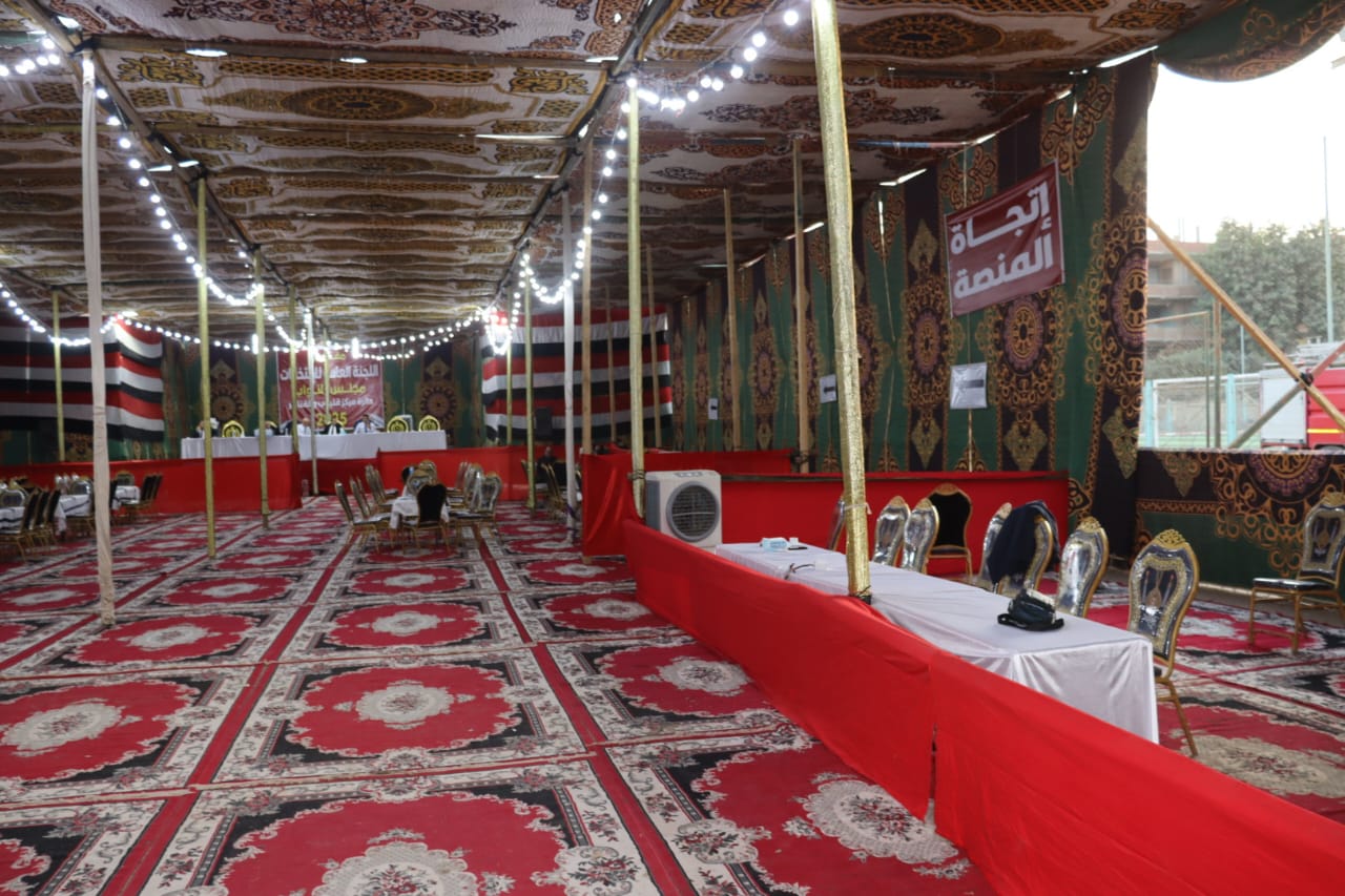 اللجان العامة اللجان العامة