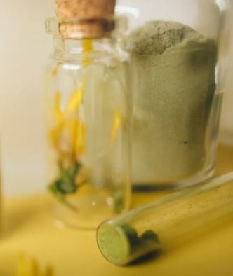 وصفات طبيعية للقشرة الدهنية  في فروة الراس - Copy