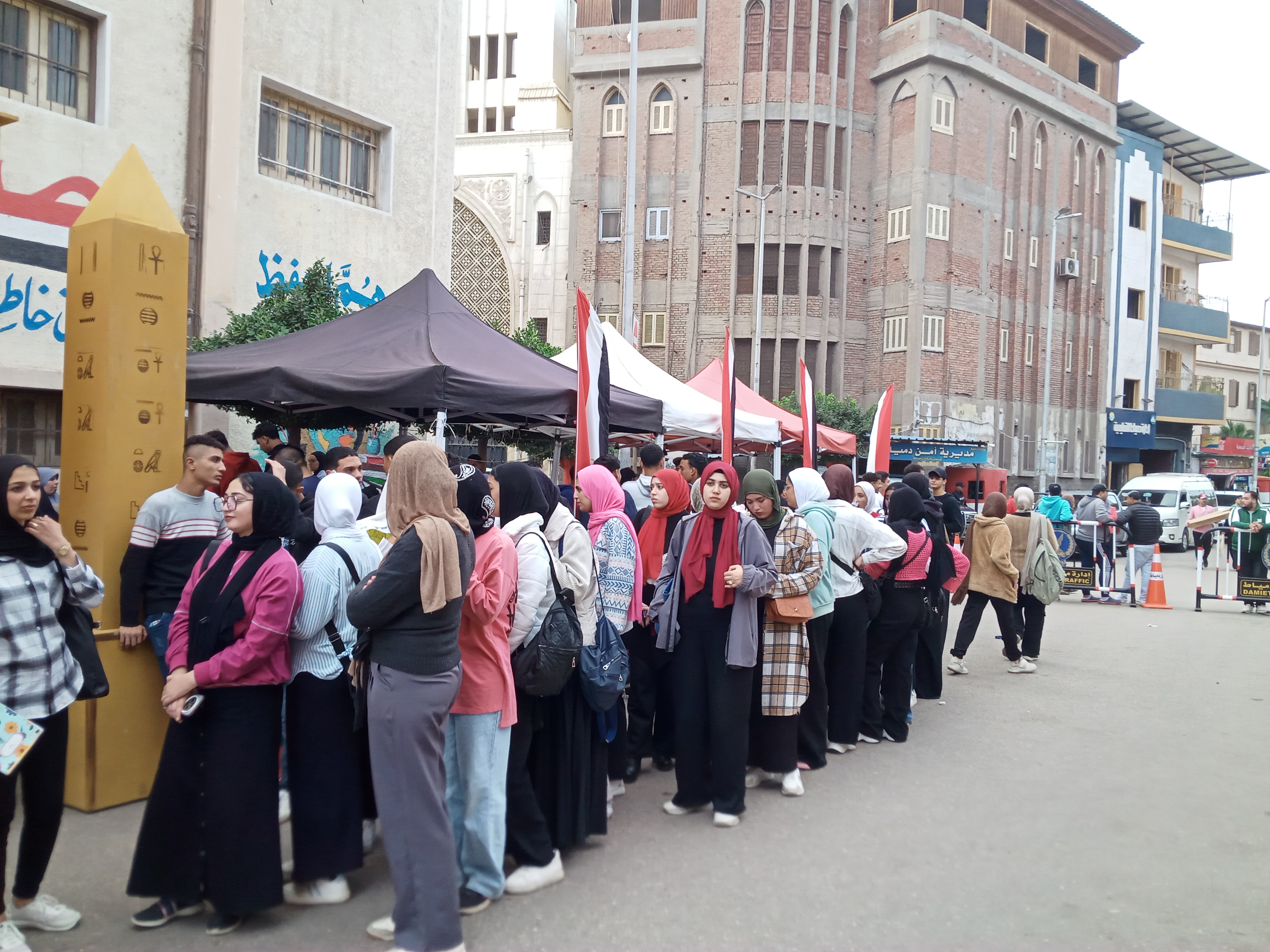 استمرار التوافد على لجان الانتخابات في دمياط استمرار التوافد على لجان الانتخابات في دمياط