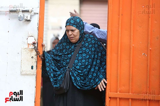 إقبال كثيف علي لجان البساتين في اليوم الثاني لانتخابات مجلس النواب (15)