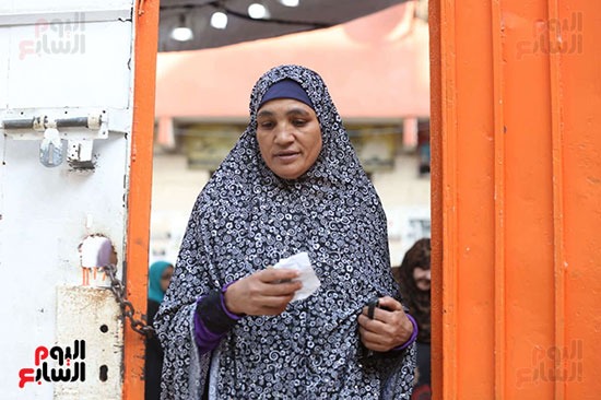 إقبال كثيف علي لجان البساتين في اليوم الثاني لانتخابات مجلس النواب (16)