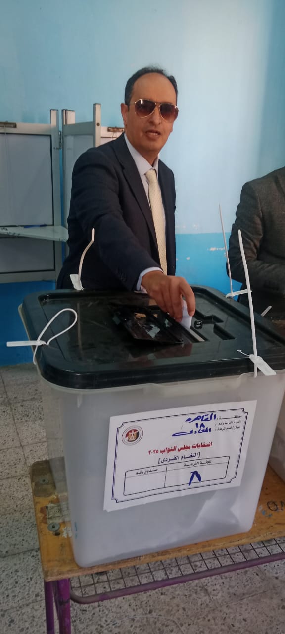 مدير صندوق مكافحة الإدمان يُدلي بصوته في انتخابات النواب