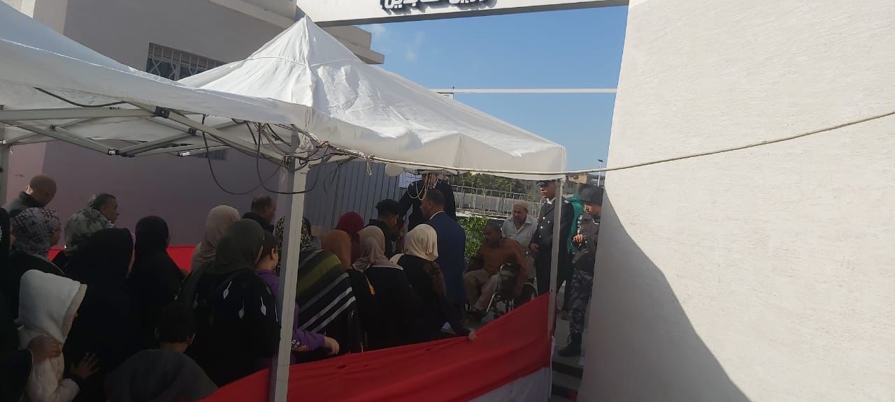 إقبال كثيف للسيدات على لجان السيدة زينب بالقاهرة (2)
