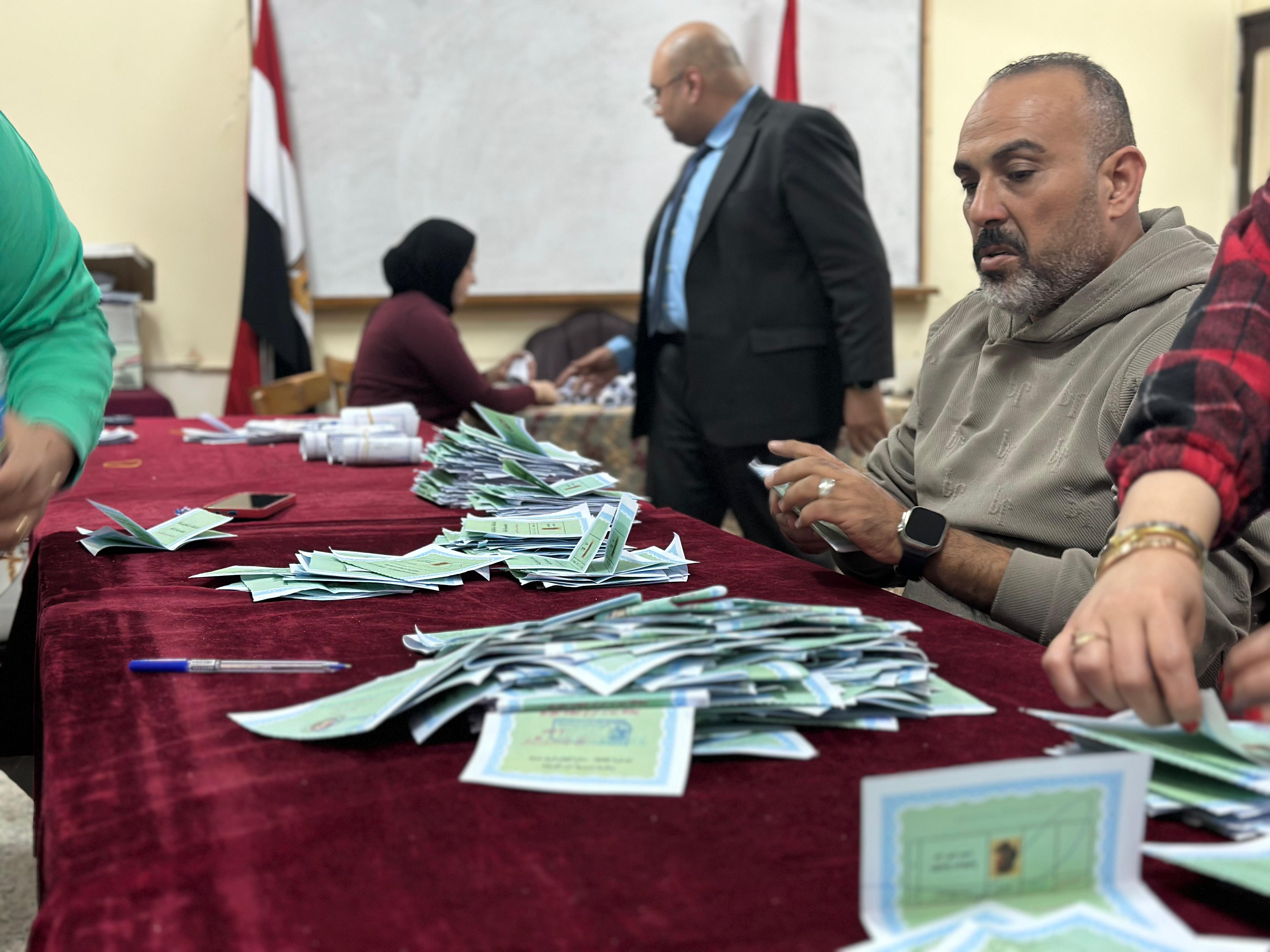 اعنال فرز القائمة ببورسعيد