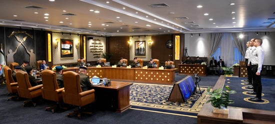 الرئيس السيسي يشهد اختبار كشف الهيئة (2)