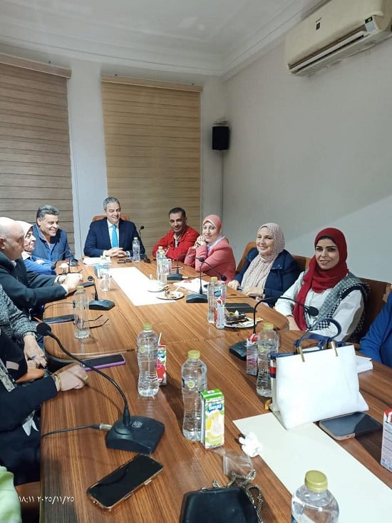 للجنة العليا لرصد الأداء الإعلامي بنقابة الإعلاميين،  (2)