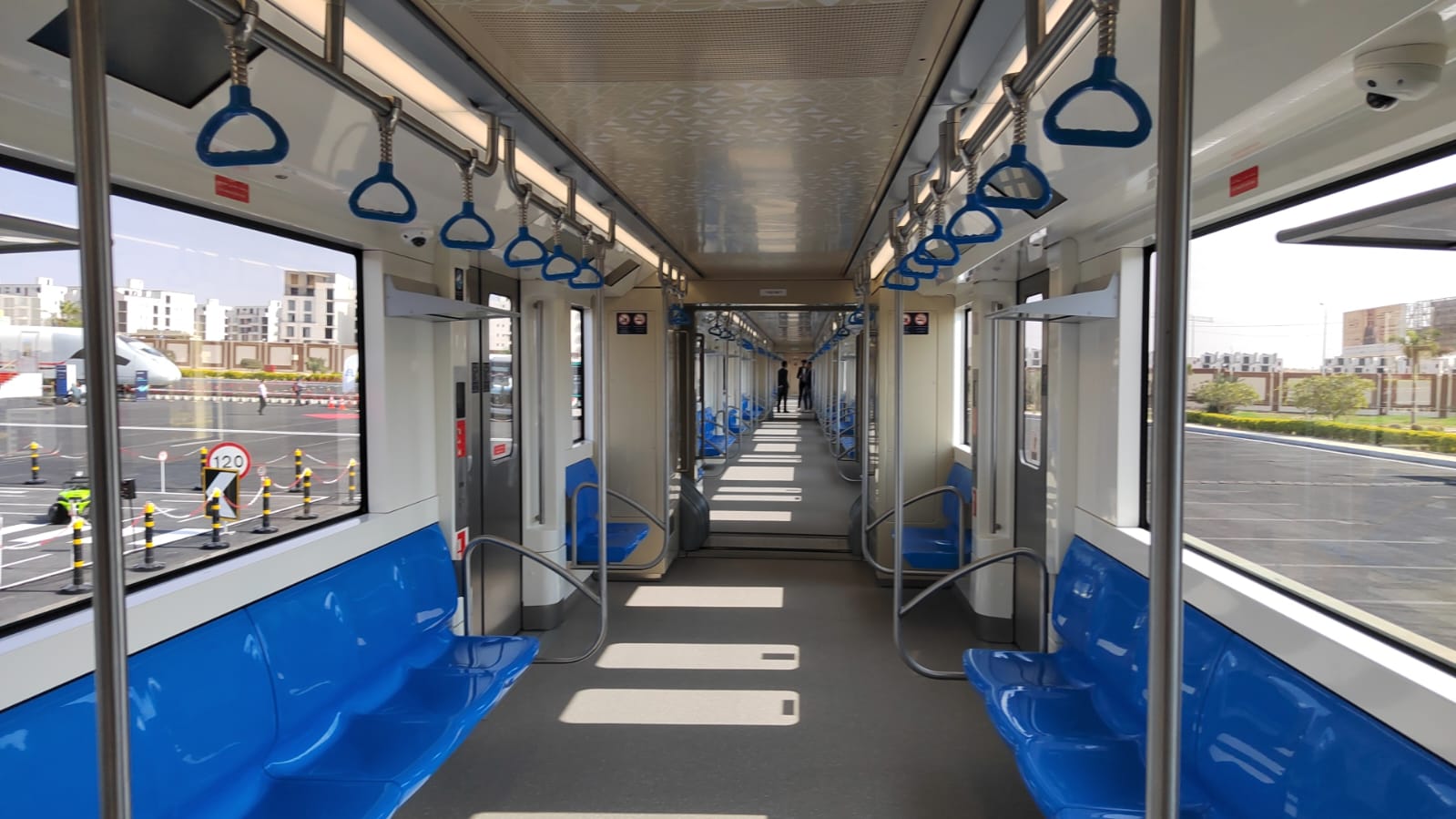 قطارات المترو الجديدة بالخط الأول (1)