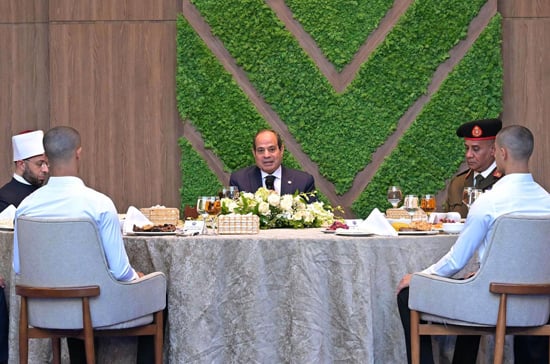 كلمة الرئيس السيسي فى الأكاديمية العسكرية